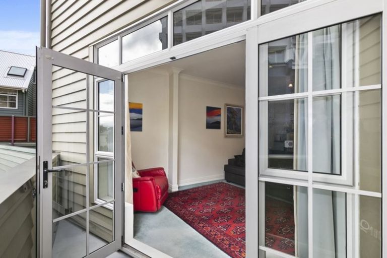 Photo of property in 48 Pipitea Street, Thorndon, Wellington, 6011