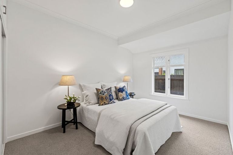 Photo of property in 12 Mays Road, St Albans, Christchurch, 8052