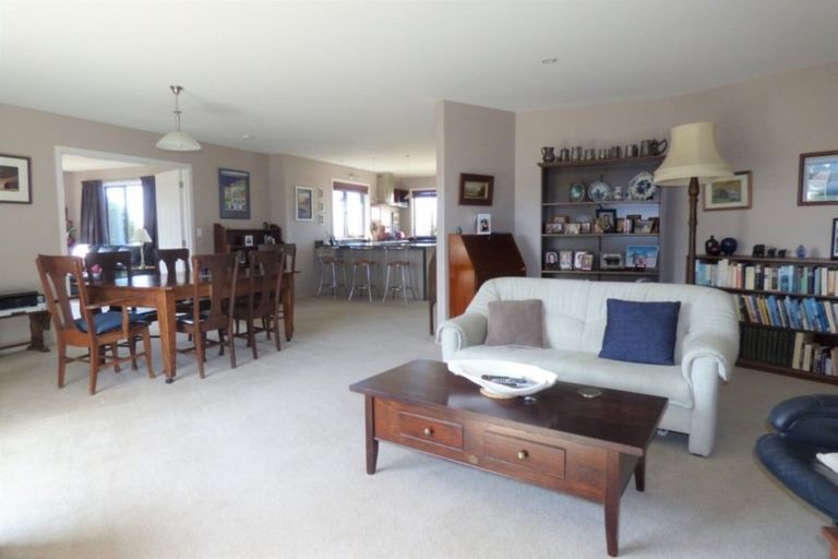 Photo of property in 14 North Ridge Drive, Oamaru North, Oamaru, 9400