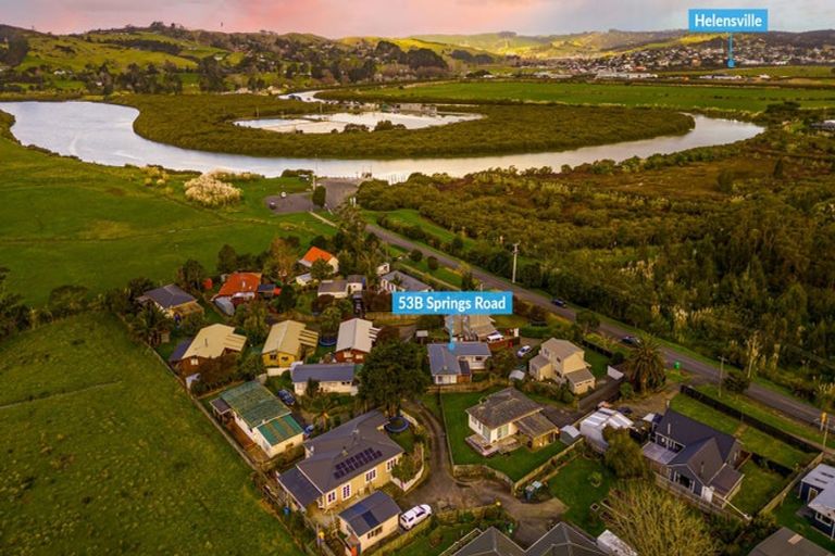 Photo of property in 53b Springs Road, Parakai, 0830