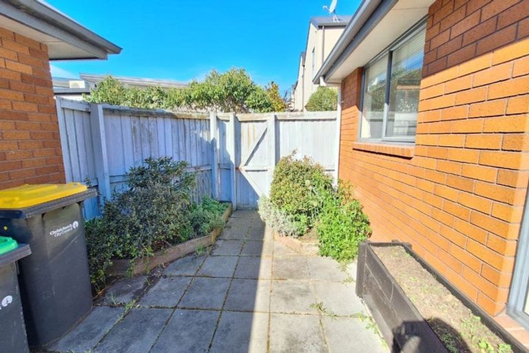 Photo of property in 2/44 Canon Street, St Albans, Christchurch, 8014