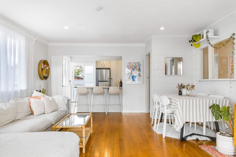 Photo of property in 113 Brightside Road, Stanmore Bay, Whangaparaoa, 0932