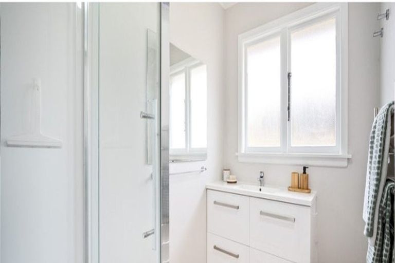 Photo of property in 11a Palmside Street, Somerfield, Christchurch, 8024