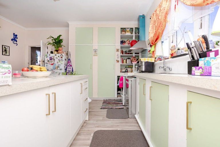 Photo of property in 276 High Street, Dannevirke, 4930