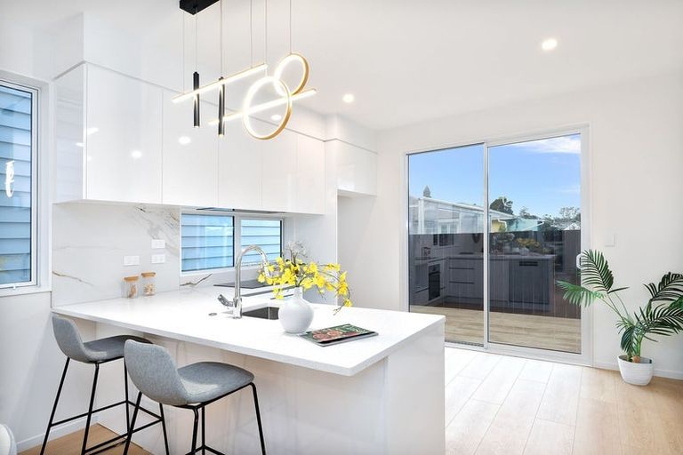 Photo of property in 80d Matipo Road, Te Atatu Peninsula, Auckland, 0610