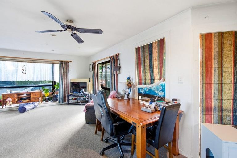 Photo of property in 97 Oakhampton Street, Hornby, Christchurch, 8042