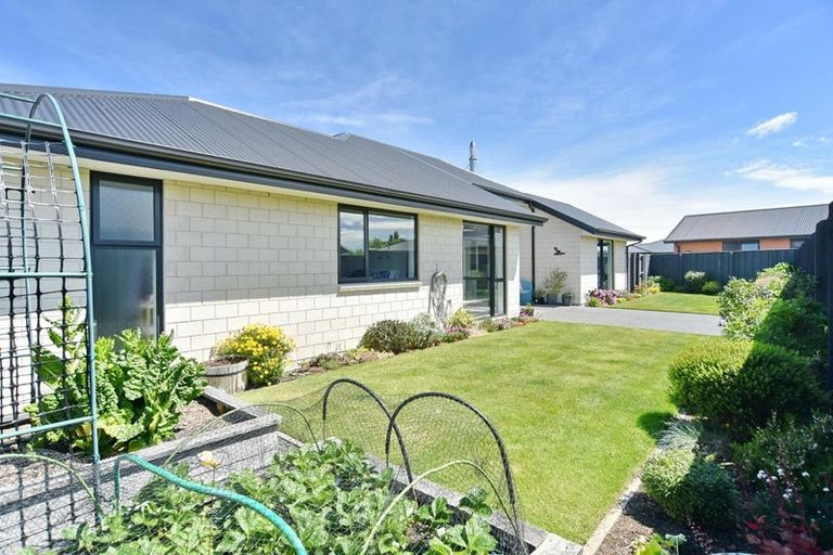 Photo of property in 7 Flynn Lane, Halswell, Christchurch, 8025