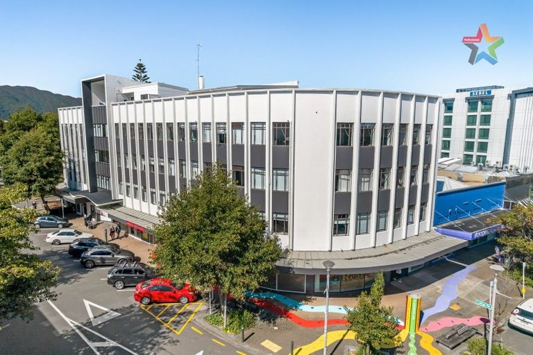 Photo of property in Unit 205,l2, 205/14 Laings Road, Hutt Central, Lower Hutt, 5010