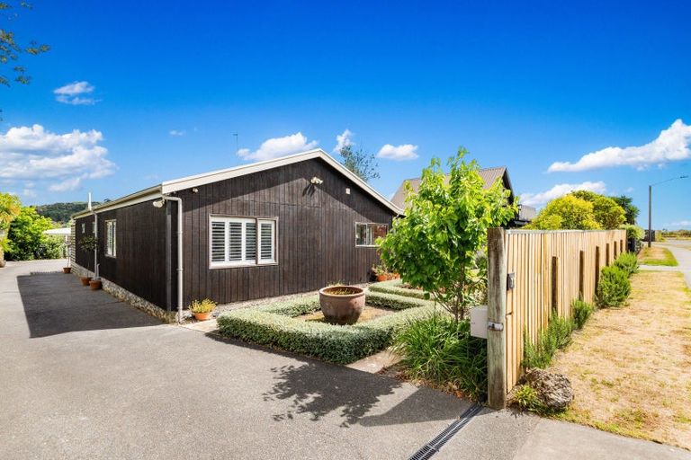 Photo of property in 77 Rogers Road, Bay View, Napier, 4104
