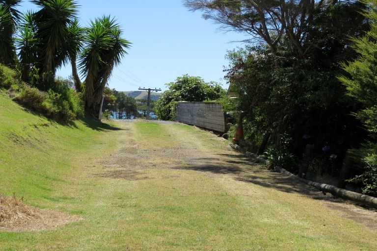 Photo of property in 47 Puriri Road, Te Kouma, Coromandel, 3581