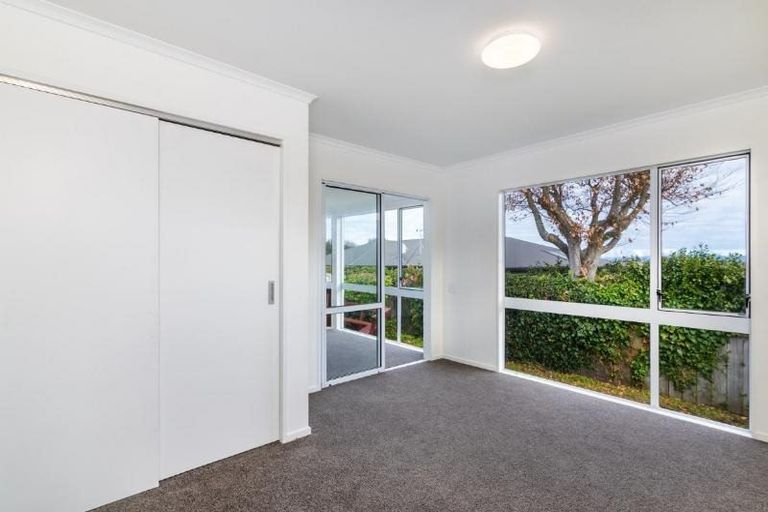 Photo of property in 11b Shepherd Road, Waipahihi, Taupo, 3330