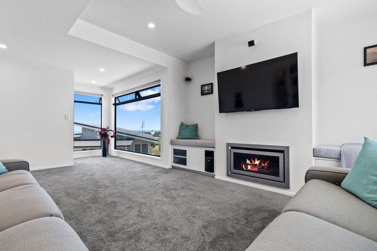 Photo of property in 35 Tohora View, Waihi Beach, 3611