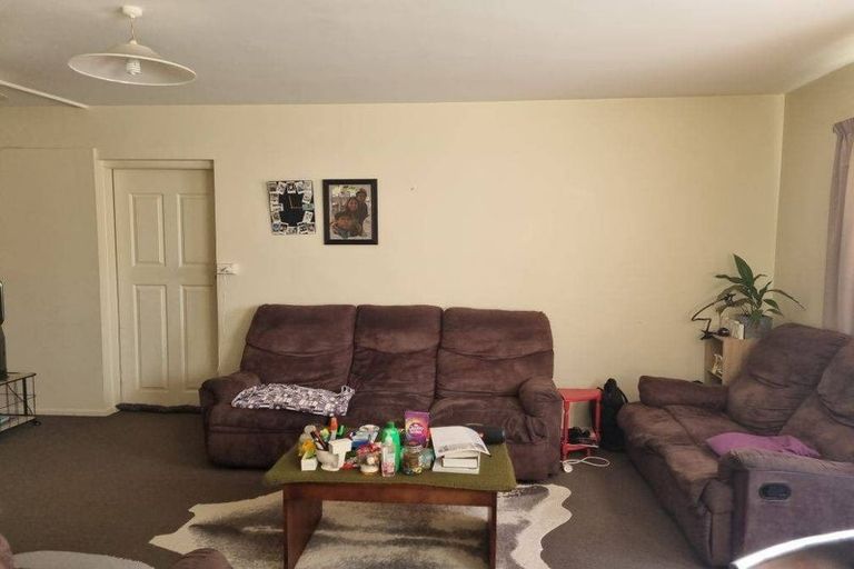 Photo of property in 3/126 Redwood Avenue, Tawa, Wellington, 5028