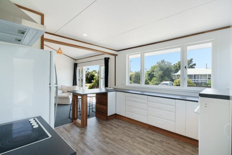 Photo of property in 82a Simpson Road, Papamoa Beach, Papamoa, 3118