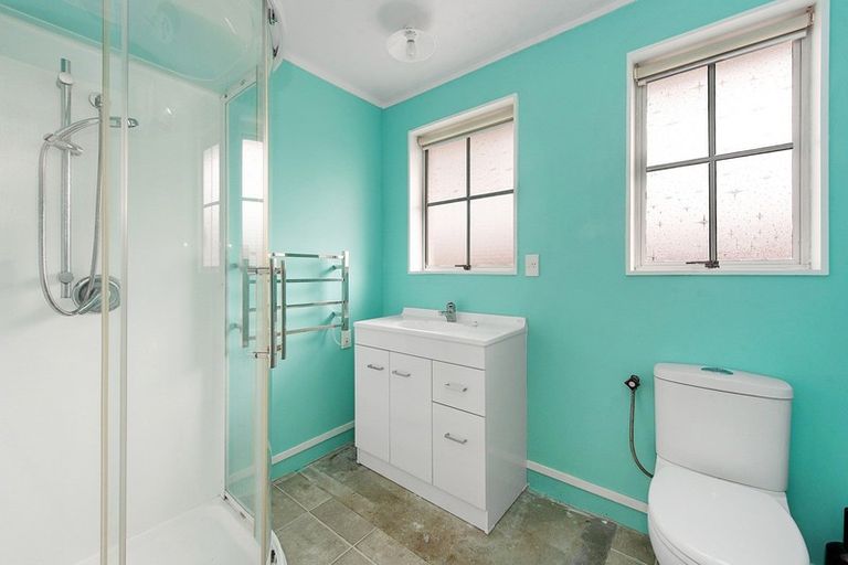 Photo of property in 6 Leonard Place, Dinsdale, Hamilton, 3204