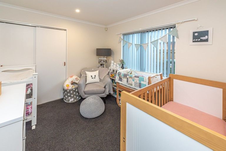 Photo of property in 1 Loader Place, Tawhero, Whanganui, 4501