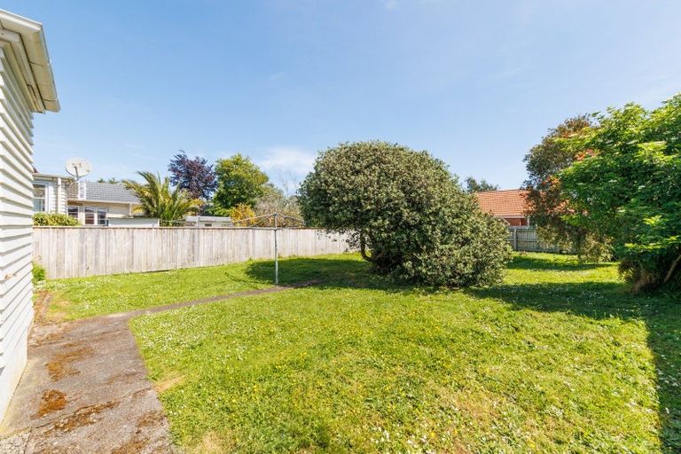 Photo of property in 16 Millar Street, Terrace End, Palmerston North, 4410