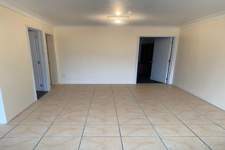 Photo of property in 33a Springs Road, Parakai, 0830