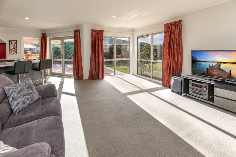 Photo of property in 21 Ernest Gray Place, Halswell, Christchurch, 8025