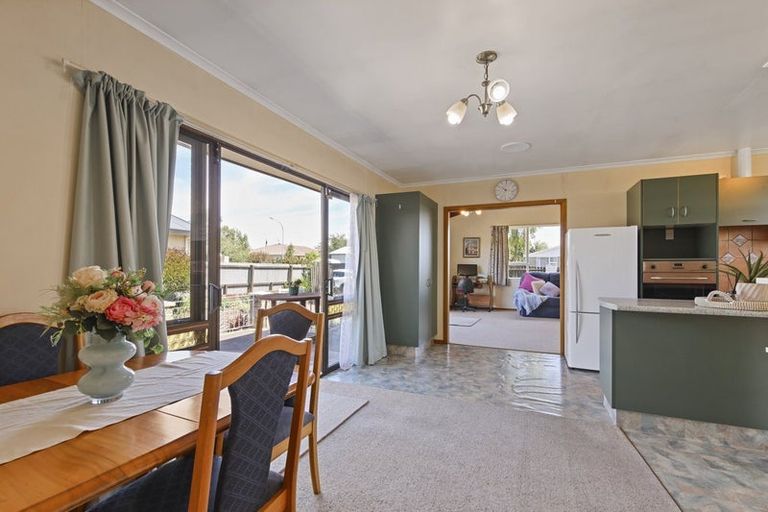 Photo of property in 27 Charles Street, Rangiora, 7400