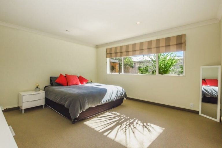 Photo of property in 34 Regent Drive, Paraparaumu Beach, Paraparaumu, 5032