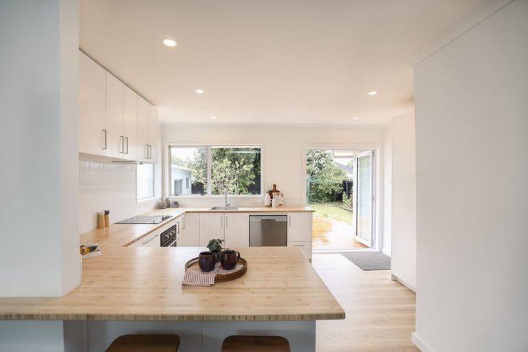 Photo of property in 46 Pembroke Street, Avondale, Christchurch, 8061