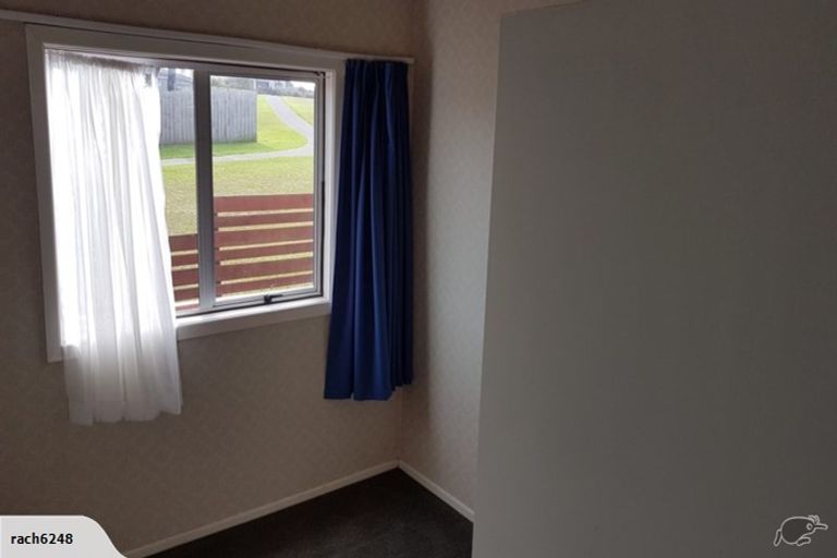 Photo of property in 18 Shakespear Road, Army Bay, Whangaparaoa, 0930