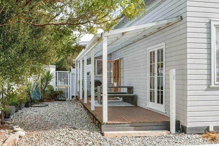 Photo of property in 52 Brougham Street, Westport, 7825