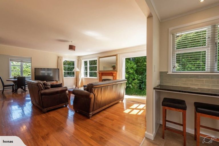 Photo of property in 114 Donald Street, Karori, Wellington, 6012