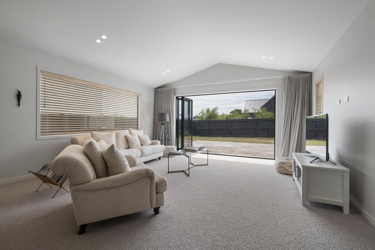 Photo of property in 161 Pharazyn Street, Feilding, 4702