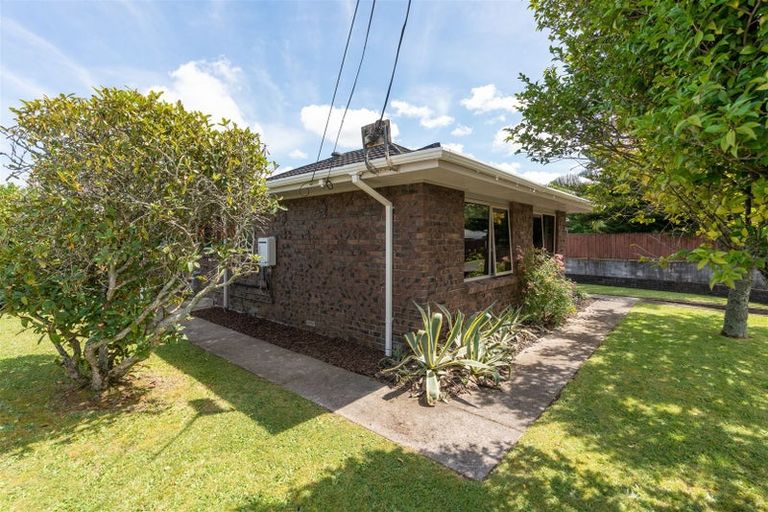 Photo of property in 178 Sandwich Road, St Andrews, Hamilton, 3200