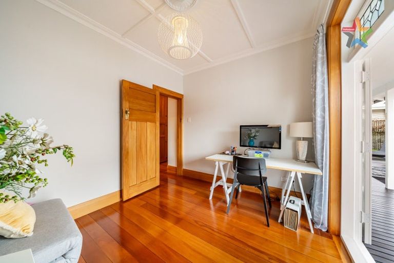 Photo of property in 63 Totara Crescent, Woburn, Lower Hutt, 5011