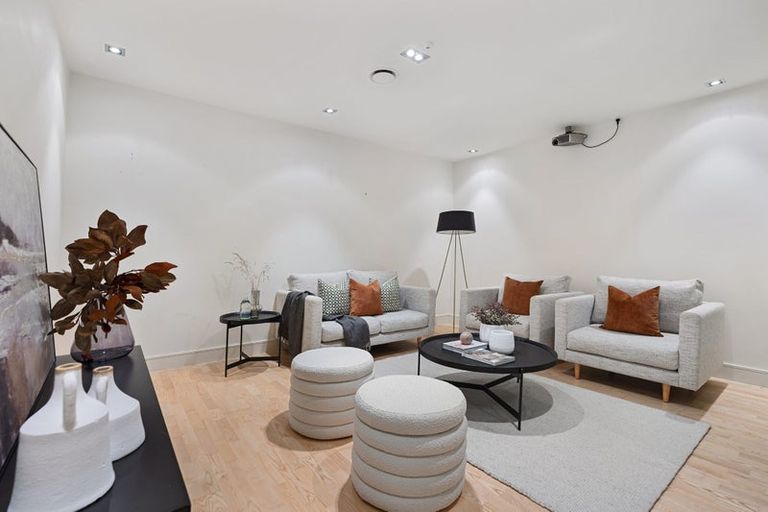 Photo of property in 15/258 Hurstmere Road, Takapuna, Auckland, 0622