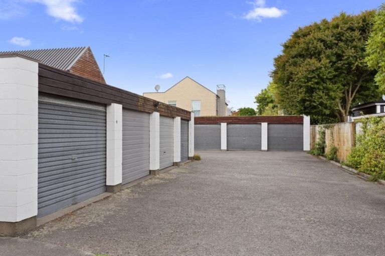 Photo of property in 16 Office Road, Merivale, Christchurch, 8014