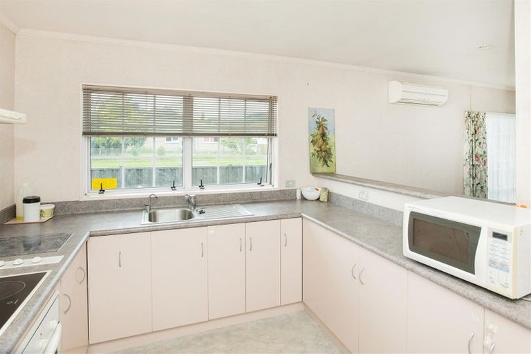 Photo of property in 20 Charles Street, Riverdale, Gisborne, 4010