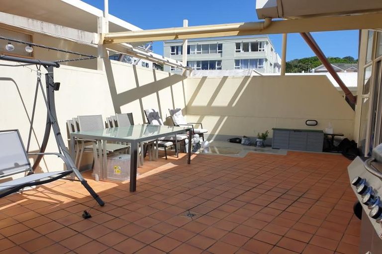 Photo of property in Sirocco Apartments, 811/8 Church Street, Wellington Central, Wellington, 6011