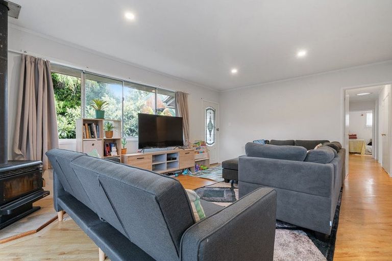 Photo of property in 1/10 Rotoiti Avenue, Pakuranga Heights, Auckland, 2010