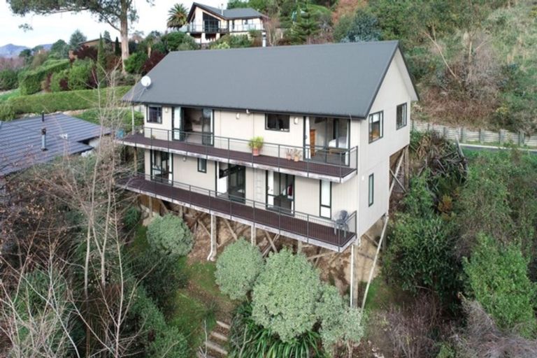 Photo of property in 9 Glas Brae, Governors Bay, Lyttelton, 8971