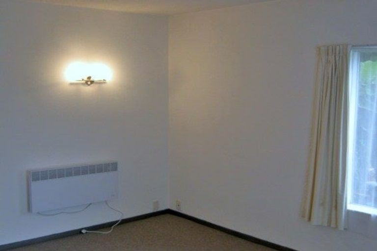 Photo of property in 3/161 Glenmore Street, Kelburn, Wellington, 6012