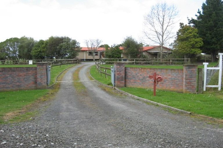 Photo of property in 28a Mamari Road, Whenuapai, Auckland, 0618