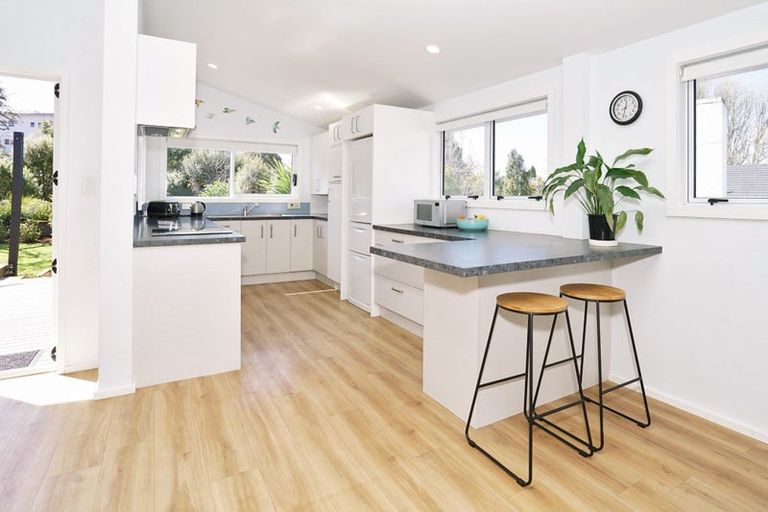 Photo of property in 98 Howell Avenue, Riverlea, Hamilton, 3216