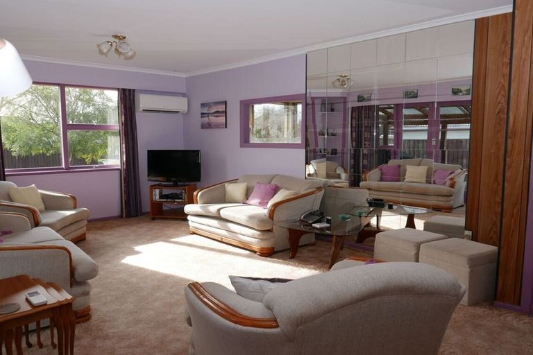 Photo of property in 9 Stanton Crescent, Hoon Hay, Christchurch, 8025