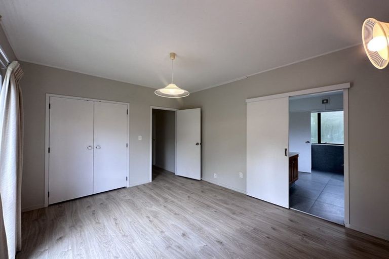 Photo of property in 204 Mellons Bay Road, Mellons Bay, Auckland, 2014