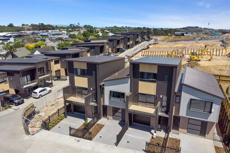 Photo of property in 6 Milenio Crescent, Windsor Park, 0632