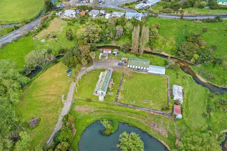 Photo of property in 3 Hurndall Street, Maungaturoto, 0520