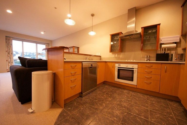 Photo of property in Stadium Garden Flats, 503/107 Thorndon Quay, Pipitea, Wellington, 6011