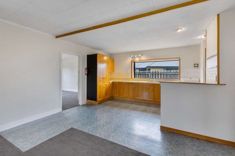 Photo of property in 93a High Street, Oxford, 7430