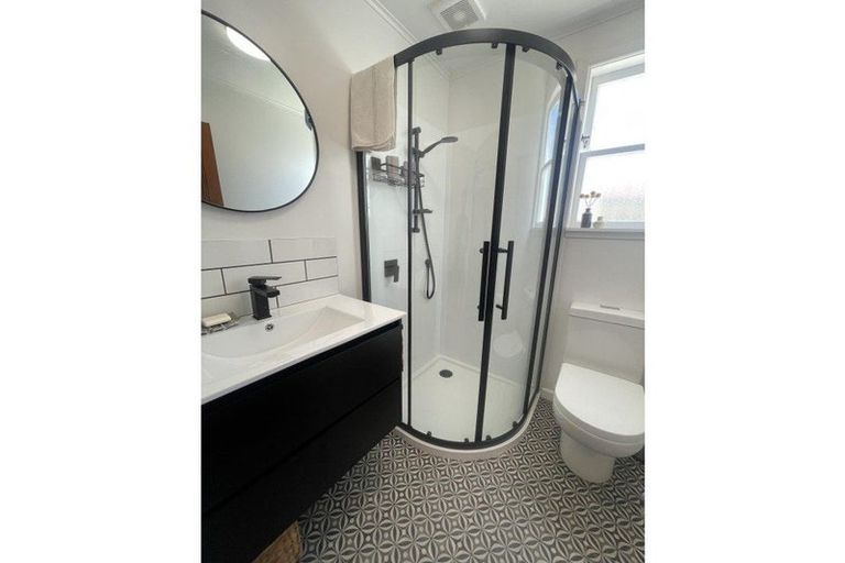 Photo of property in 21 Newtown Avenue, Newtown, Wellington, 6021