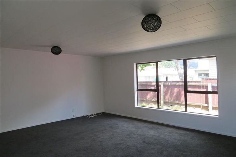 Photo of property in 217a Stokes Valley Road, Stokes Valley, Lower Hutt, 5019