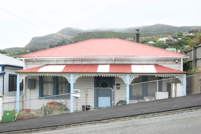 Photo of property in 39 Canterbury Street, Lyttelton, 8082